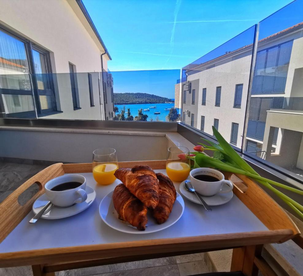 Black Pearl - Luxury Seaside App With Pool & Bbq, Istra 반졸레 외부 사진