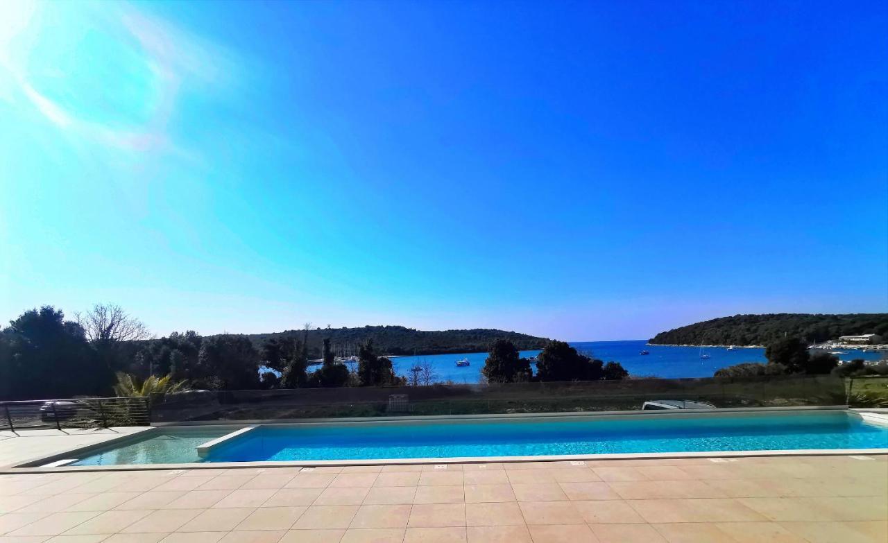 Black Pearl - Luxury Seaside App With Pool & Bbq, Istra 반졸레 외부 사진